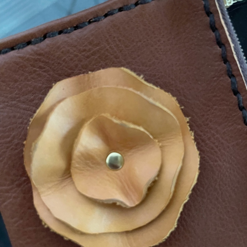 Leather Rose Coin Purse NWOT - Picture 6 of 7